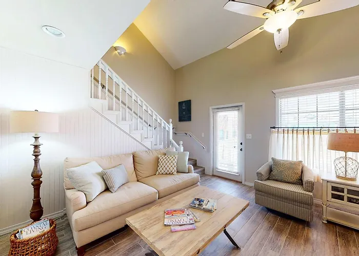 Tranquil Gulf Escape With 2 Decks Access Nearby Ac & Free Wifi *