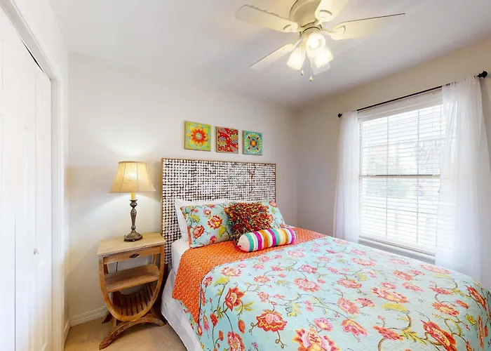 Holiday home Tranquil Gulf Escape With 2 Decks Access Nearby Ac & Free Wifi