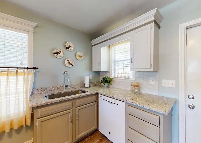 Tranquil Gulf Escape With 2 Decks Access Nearby Ac & Free Wifi Gulf Shores