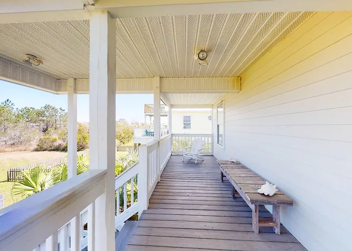 Holiday home Tranquil Gulf Escape With 2 Decks Access Nearby Ac & Free Wifi